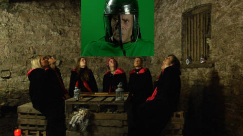 GREEN SCREEN